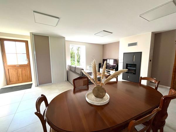 Magnifique Longère entièrement rénovée avec piscine - 228m² - Environnement Bucolique