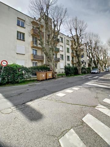 STUDIO RÉNOVÉ Á PROXIMITÉ D'INTERMARCHÉ - CAVE