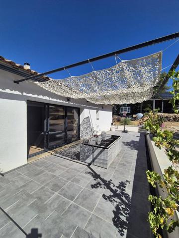 SOMPTUEUSE VILLA RIANS