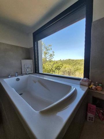 SOMPTUEUSE VILLA RIANS