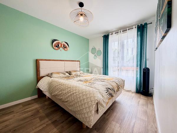 Appartement  T3  la Hume - 61.71 m2 - terrasse + 3 parkings