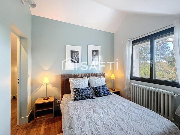 AMBOISE – Maison familiale de standing avec jardin paysagé