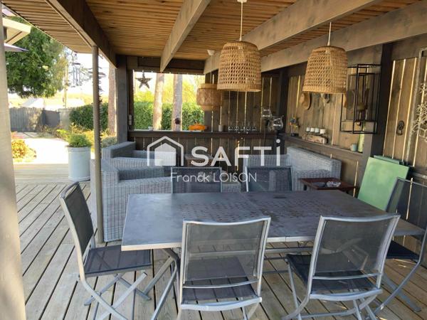 AMBOISE – Maison familiale de standing avec jardin paysagé