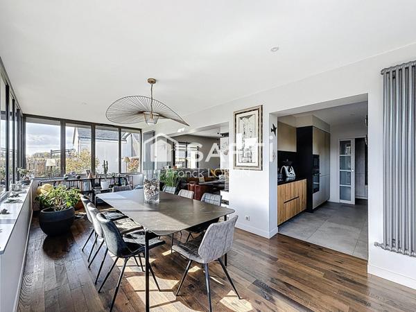 AMBOISE – Maison familiale de standing avec jardin paysagé