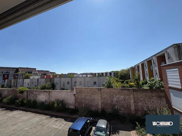 A 200m du Parc JB LEBAS + Parking
