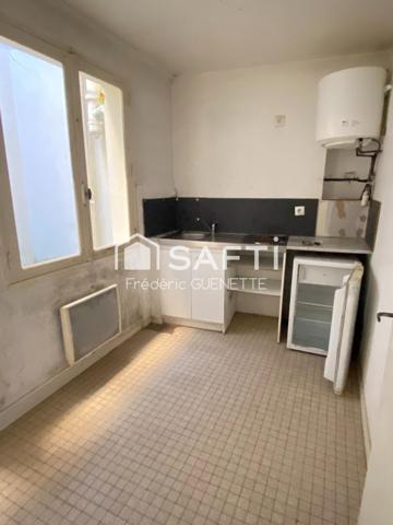 IMMEUBLE CENTRE NIORT 2T2  AVEC TRAVAUX ET GARAGE