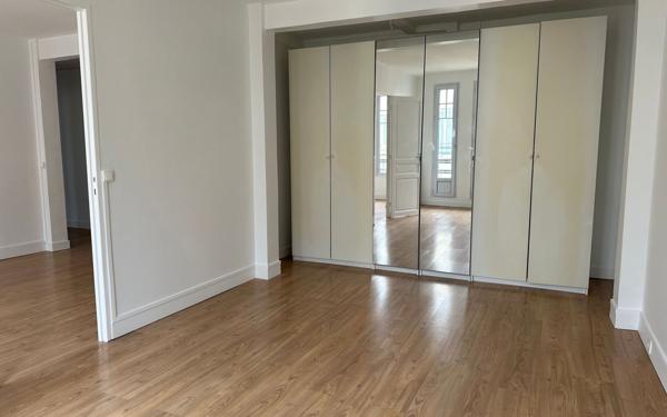 Appartement à vendre    2 pièces • 57,03 m2 Saint-Maur-des-Fossés
