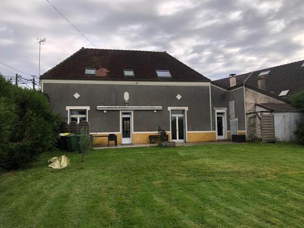 Maison de caractère -192 m² - Terrain 1 435 m²