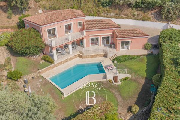 Mandelieu-la-Napoule, Villa 4 Chambres -  204 m² à vendre