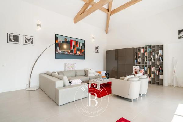 Mandelieu-la-Napoule, Villa 4 Chambres -  204 m² à vendre