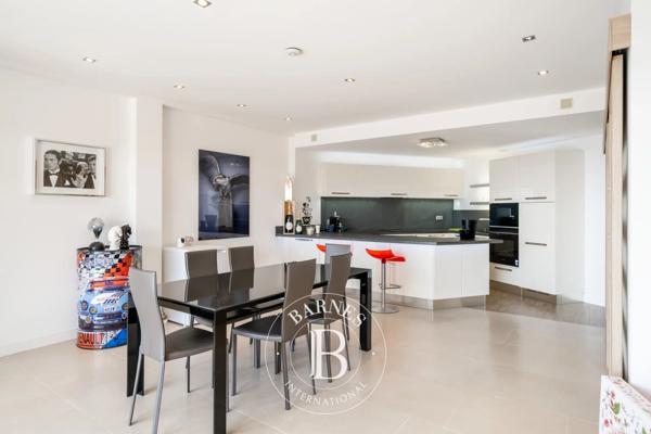 Mandelieu-la-Napoule, Villa 4 Chambres -  204 m² à vendre