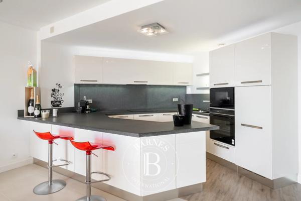 Mandelieu-la-Napoule, Villa 4 Chambres -  204 m² à vendre