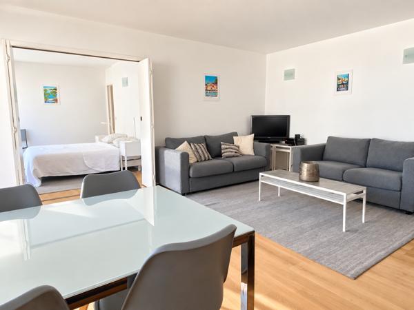 Cannes-Anglais : grand 2 pièces 48 m2 , vue dégagée, avec terrasse, parking et cave