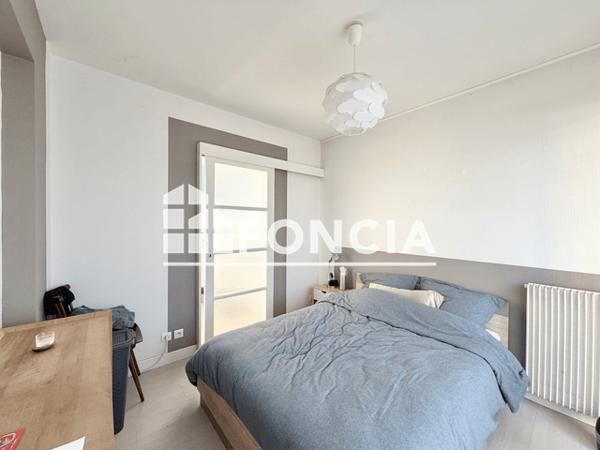 Location Appartement 2 pièces 40 m² - 53 RUE DU LAIT DE BEURRE Cholet 49300