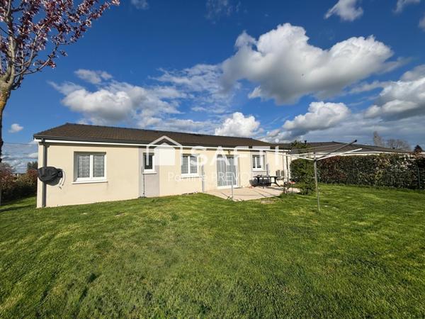 Offrez-vous la tranquillité de la campagne et le confort d’une maison récente!