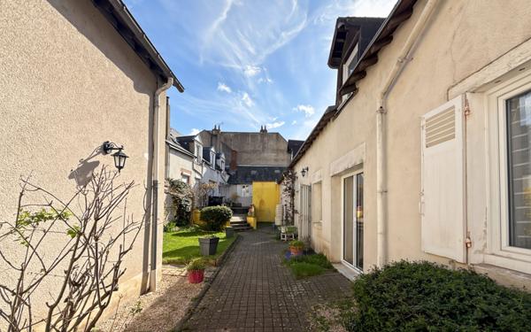 Appartement à vendre    4 pièces • 93,94 m2 Orléans