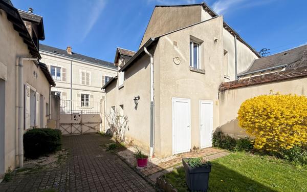 Appartement à vendre    4 pièces • 93,94 m2 Orléans