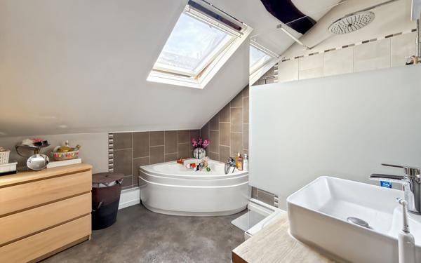 Appartement à vendre    4 pièces • 93,94 m2 Orléans