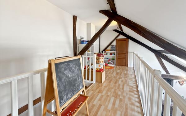 Appartement à vendre    4 pièces • 93,94 m2 Orléans