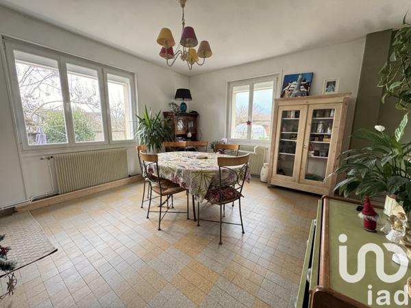 Maison traditionnelle 5 pièces de 100 m² à Bourbon-Lancy (71140)