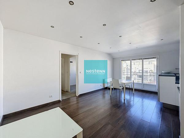 Franconville - Dernier étage pour ce bel appartement 4 pièces avec balcon - 2 parkings en sous-sol
