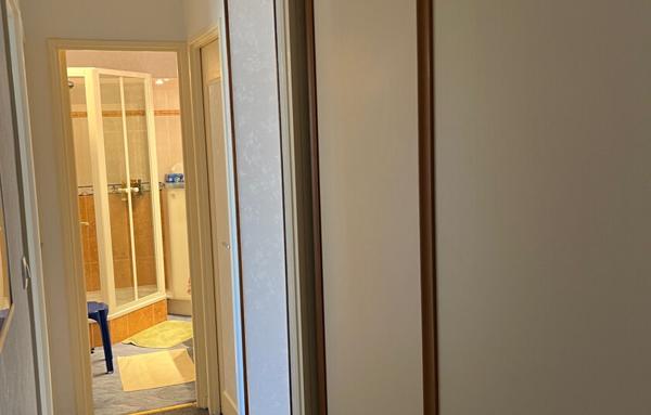 Appartement avec parc sécurisé et gardien, centre ville Evreux