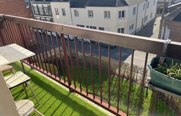 Appartement avec parc sécurisé et gardien, centre ville Evreux