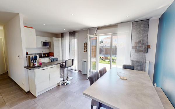 Maison à vendre    5 pièces • 102,58 m2 Saint-Maurice-de-Beynost