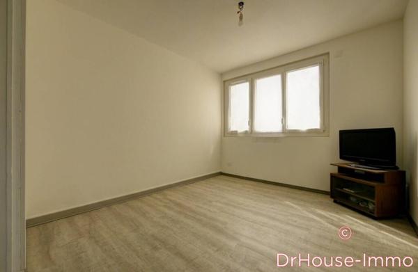 Appartement à vendre 4 pièces de 77 m²
