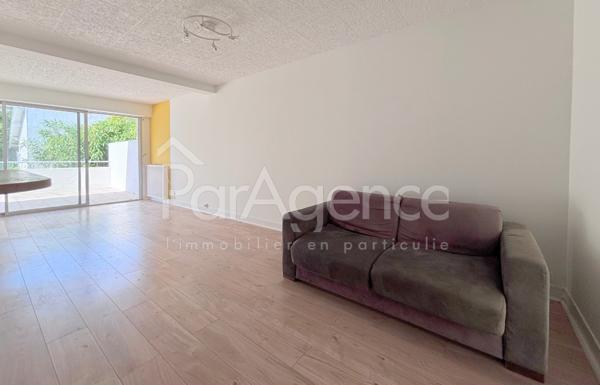 Appartement T2 centre-ville avec terrasse Royan