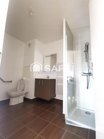 Appartement T2, parking sous sol, 10mns à pieds gare de Melun et 2mns des commerces de La Rochette