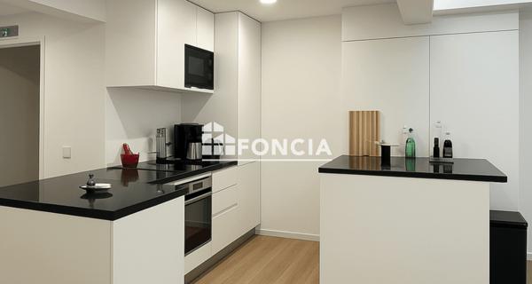 À vendre Appartement 4 pièces 178.23 m² - Paris 75020