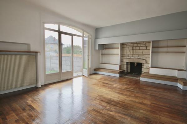 Bessancourt (95550) A vendre plain-pied 84 m2, 2 chambres, terrain 600 m2, dépendance