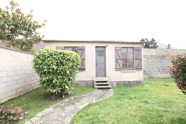 Bessancourt (95550) A vendre plain-pied 84 m2, 2 chambres, terrain 600 m2, dépendance