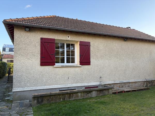 Bessancourt (95550) A vendre plain-pied 84 m2, 2 chambres, terrain 600 m2, dépendance