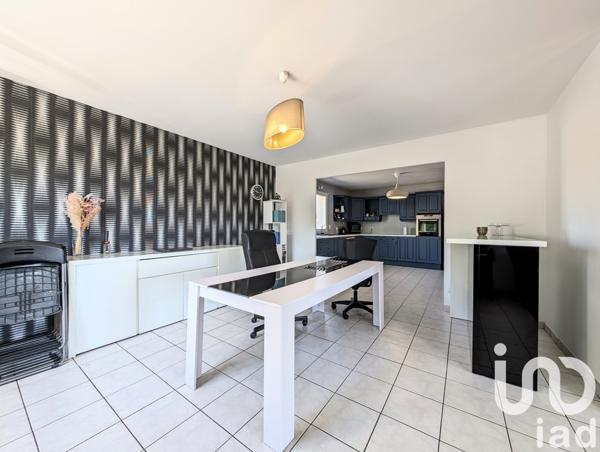 Maison à vendre 9 pièces 145 m² Fay-sur-Lignon