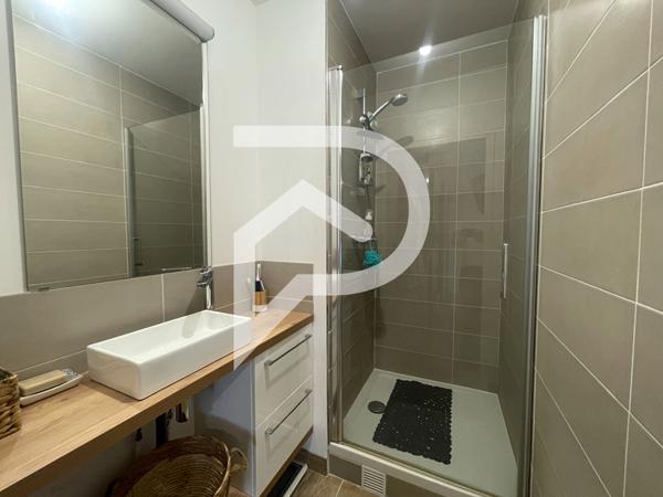 Appartement 4 pièces 84.37 m2