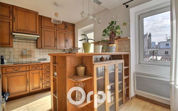 Appartement à vendre    4 pièces • 80 m2 Marseille 6