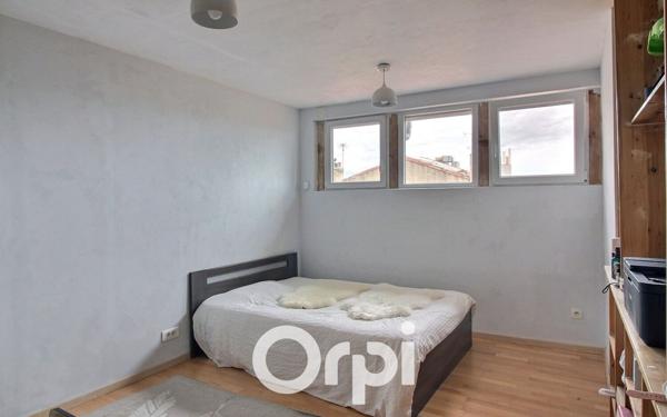 Appartement à vendre    4 pièces • 80 m2 Marseille 6