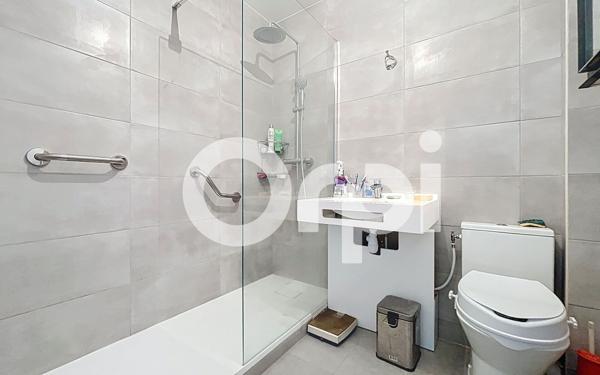 Appartement à vendre    2 pièces • 44 m2 Montrouge