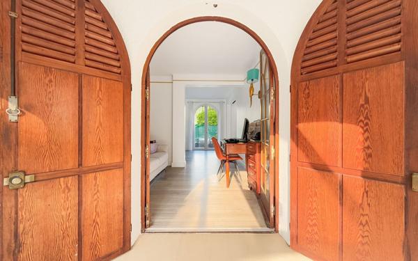 Maison à vendre    5 pièces •  Cagnes-sur-Mer