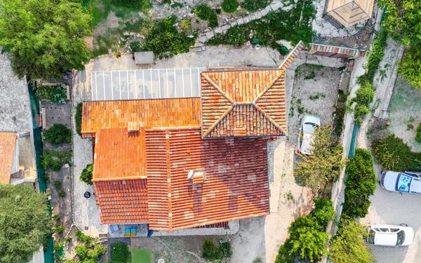 Maison à vendre    5 pièces •  Cagnes-sur-Mer