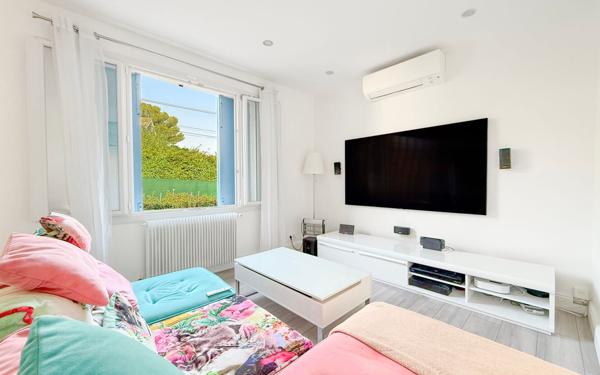 Maison à vendre    5 pièces •  Cagnes-sur-Mer