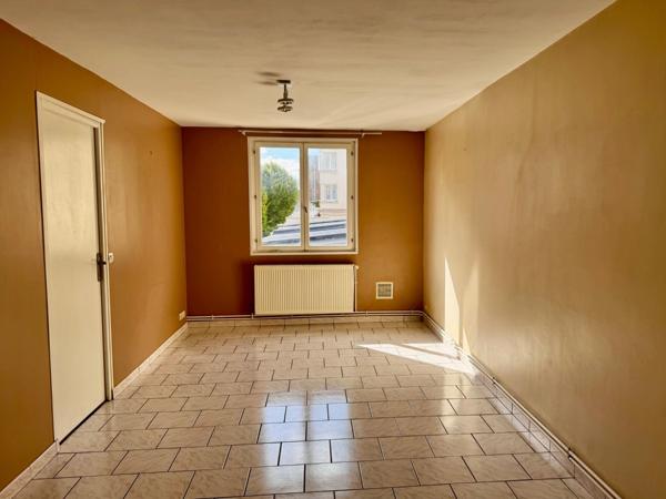Appartement à vendre 3 pièces SAINT QUENTIN (02)