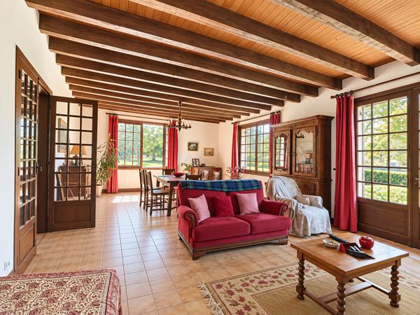 Maison 6 pièces 203 m2