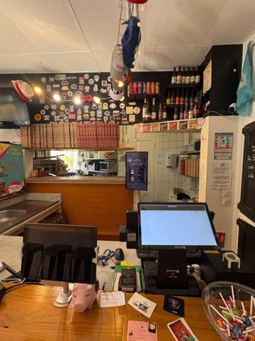 PIZZERIA À VENDRE – BAYONNE SAINT-ESPRIT – EMPLACEMENT D’ANGLE