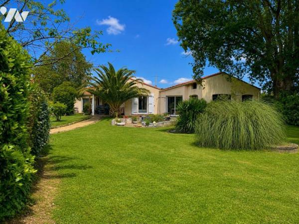 PORT SAINT PERE (La Frogerie) MAISON 4 Ch 6 pièces 171m² sur terrain de 4087m²