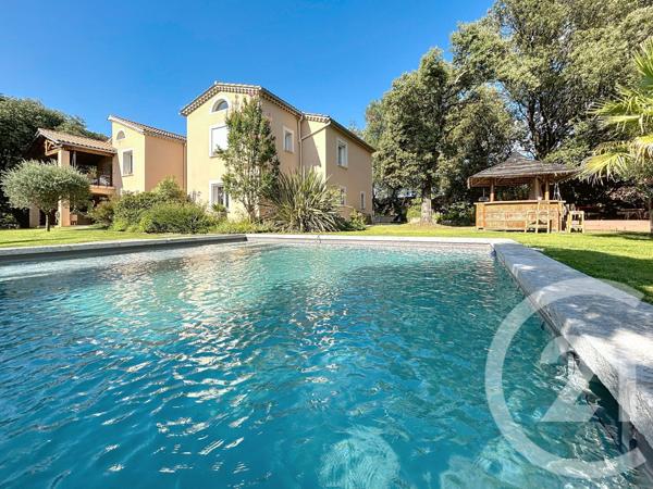 Maison à vendre  4 pièces - 187 m2 ST JEAN DU PIN - 30