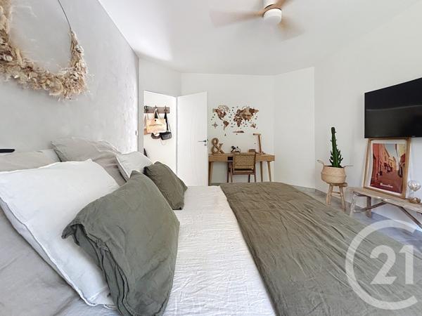 Maison à vendre  4 pièces - 187 m2 ST JEAN DU PIN - 30