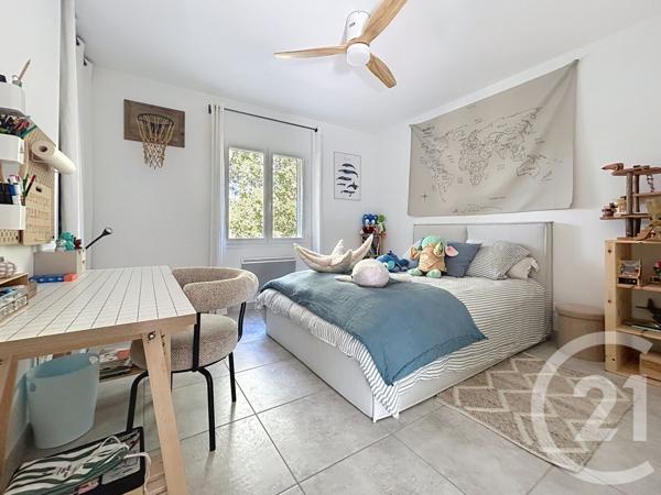 Maison à vendre  4 pièces - 187 m2 ST JEAN DU PIN - 30